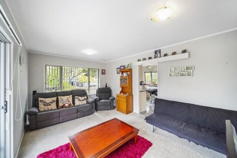 Photo of property in 1/123 Gossamer Drive, Pakuranga Heights, Auckland, 2010