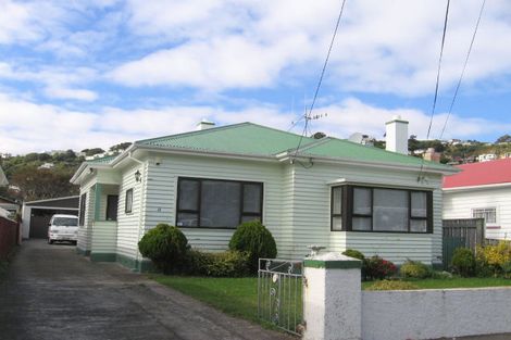 Photo of property in 11 Glamis Avenue, Strathmore Park, Wellington, 6022