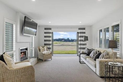 Photo of property in 132 Lake Terrace Road, Burwood, Christchurch, 8061