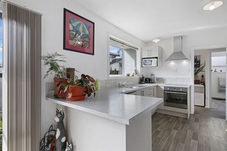 Photo of property in 90 Perry Street, Papanui, Christchurch, 8053