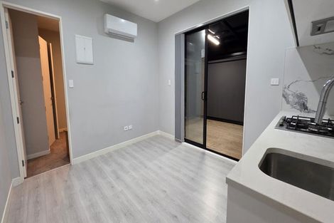 Photo of property in 5 Kate Duncan Drive, Swanson, Auckland, 0614