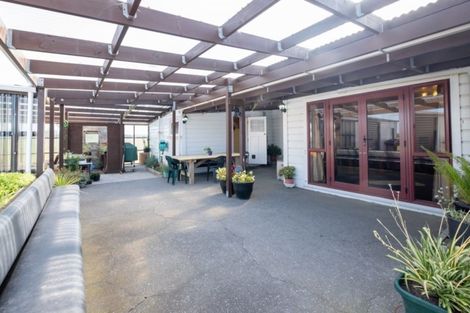 Photo of property in 1 Tauhuri Street, Manaia, 4678