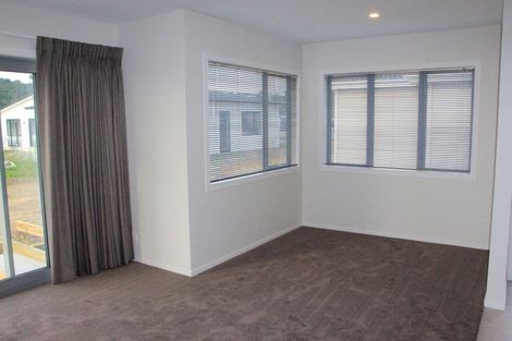 Photo of property in 15 Raymond Grace Avenue, Huapai, Kumeu, 0810