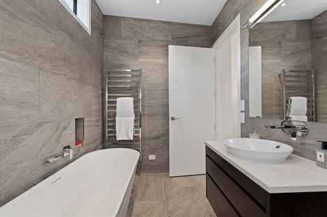 Photo of property in 39a Regent Street, Devonport, Auckland, 0624