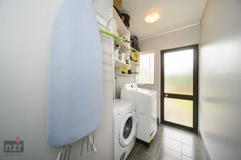 Photo of property in 37 Tiller Close, Kelvin Grove, Palmerston North, 4414