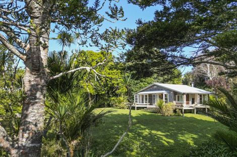 Photo of property in 103 Hinau Road, Waimauku, 0881