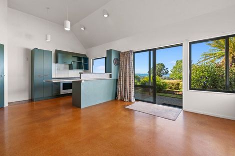 Photo of property in 8 Mokoia Drive, Tihiotonga, Rotorua, 3015