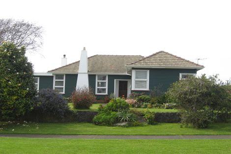 Photo of property in 42 Leslie Street, Waitara, 4320