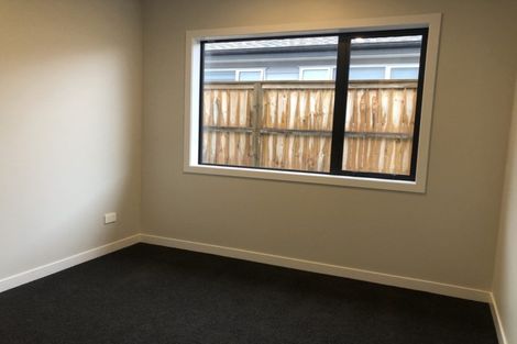 Photo of property in 35 Nobilo Road, Kumeu, 0810