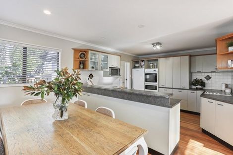 Photo of property in 10 Luxton Place, Rangiora, 7400