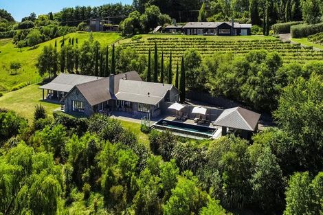 Photo of property in Gatehouse And River Room., 1308c Tuki Tuki Road, Tuki Tuki, Havelock North, 4294