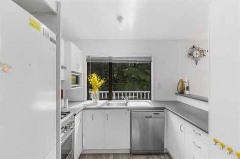 Photo of property in 50 Robbies Road, Shelly Park, Auckland, 2014