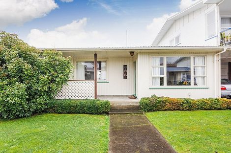 Photo of property in 12a Collingwood Court, Hokowhitu, Palmerston North, 4410