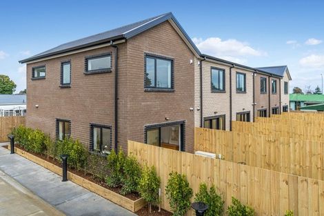 Photo of property in 7a Bettina Place, Manurewa, Auckland, 2102