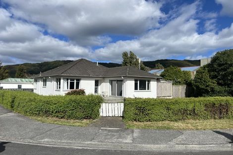 Photo of property in 31 Burden Avenue, Wainuiomata, Lower Hutt, 5014