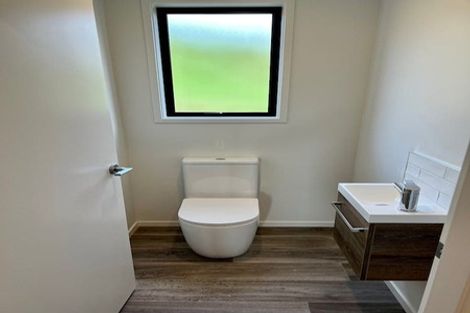 Photo of property in 16 Wrybill Way, Welcome Bay, Tauranga, 3112