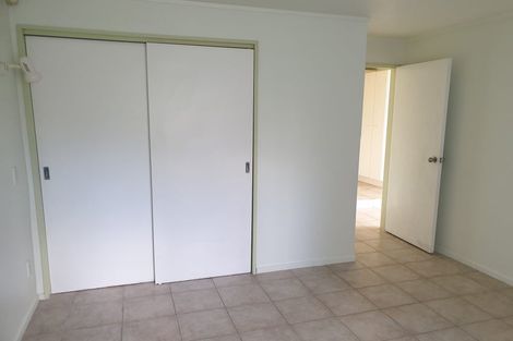 Photo of property in 38 Banyan Drive, Totara Heights, Auckland, 2105