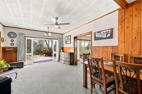 Photo of property in 2059 State Highway 16, Helensville, 0875