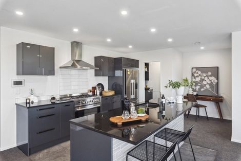 Photo of property in 64 Kakariki Grove, Waikanae, 5036