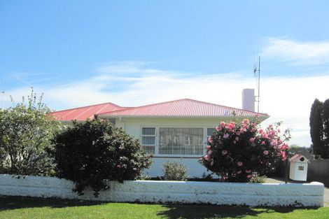 Photo of property in 68 Purnell Street, College Estate, Whanganui, 4500