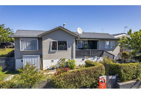 Photo of property in 8 Roslyn Terrace, West End, Timaru, 7910