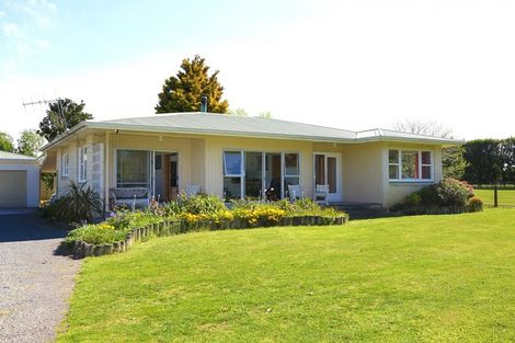 Photo of property in 219 Mangaroa Road, Bridge Pa, Hastings, 4174