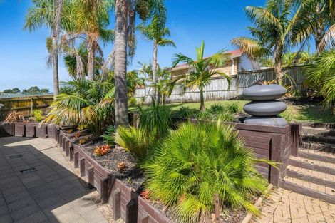 Photo of property in 4 Westminster Gardens, Unsworth Heights, Auckland, 0632