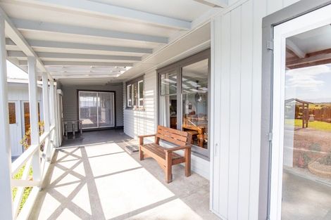 Photo of property in 108 Pipiroa Road, Ngatea, 3503