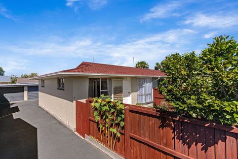 Photo of property in 4/5 Coles Place, St Albans, Christchurch, 8014