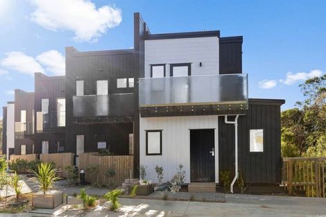 Photo of property in 20/26 Springvale Drive, Fairview Heights, Auckland, 0632