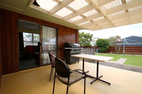 Photo of property in 25 Burn Street, Levin, 5510