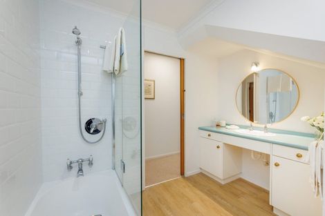 Photo of property in 3 Winston Avenue, Hokowhitu, Palmerston North, 4410