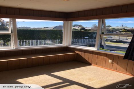 Photo of property in 14 Clipper Place, Redwood, Christchurch, 8051