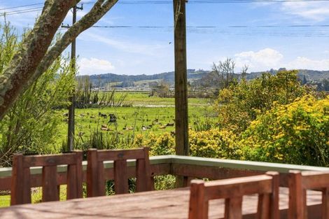 Photo of property in 2059 State Highway 16, Helensville, 0875