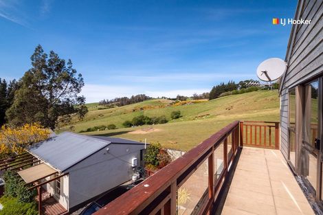 Photo of property in 27 Church Hill Road, Green Island, Dunedin, 9018