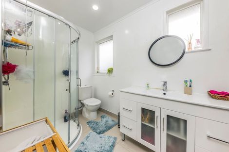 Photo of property in 17 President Avenue, Papakura, 2110