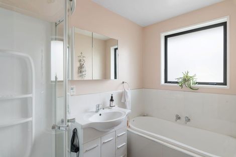 Photo of property in 23 Momorangi Crescent, Redwood, Christchurch, 8051