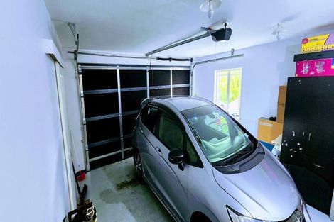 Photo of property in 147a Hobsonville Road, West Harbour, Auckland, 0618