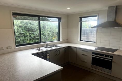 Photo of property in 9 Harris Road, Mount Wellington, Auckland, 1051