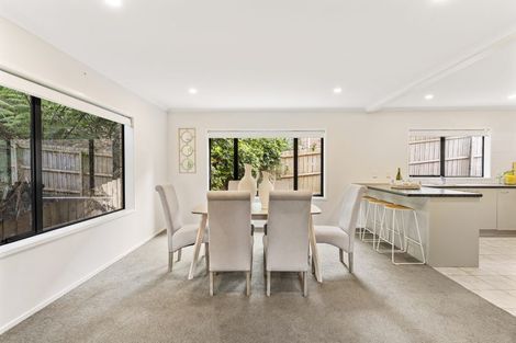 Photo of property in 43 Heathglen Place, Bayview, Auckland, 0629