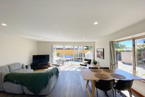 Photo of property in 2/41a Laurence Street, Waltham, Christchurch, 8011