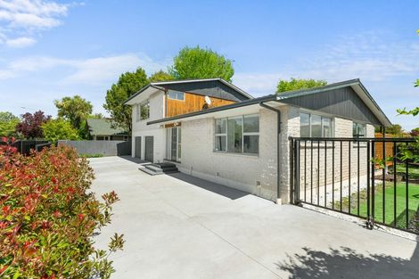 Photo of property in 3 Sarabande Avenue, Redwood, Christchurch, 8051
