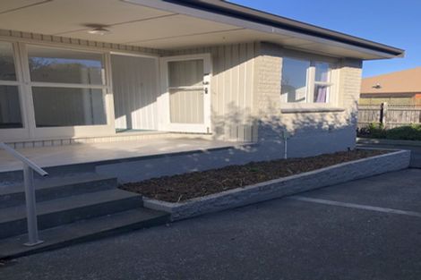 Photo of property in 2/3 Juniper Place, Burnside, Christchurch, 8053