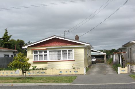 Photo of property in 112 Mackworth Street, Woolston, Christchurch, 8062