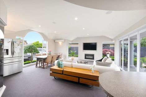 Photo of property in 10 Lady Nugent Lane, Halswell, Christchurch, 8025