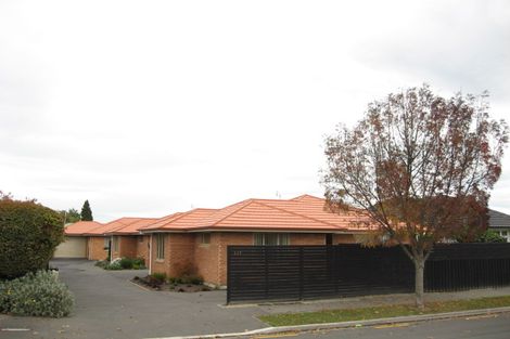 Photo of property in 1/117 Yaldhurst Road, Sockburn, Christchurch, 8042