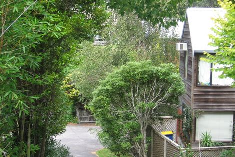 Photo of property in 1/18 Rossmore Terrace, Murrays Bay, Auckland, 0630