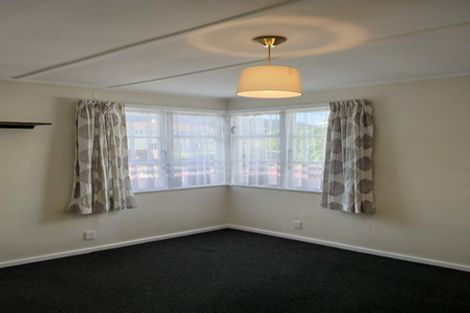 Photo of property in 37 Biddle Crescent, Taita, Lower Hutt, 5011