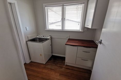 Photo of property in 141 Ennis Avenue, Pakuranga Heights, Auckland, 2010