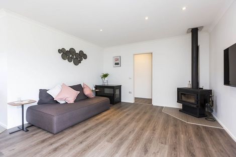 Photo of property in 6 Mount Marua Way, Timberlea, Upper Hutt, 5018